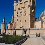Casa Agapito Marazuela Tatil Evi *