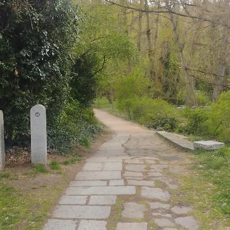 Casa Agapito Marazuela 펜션